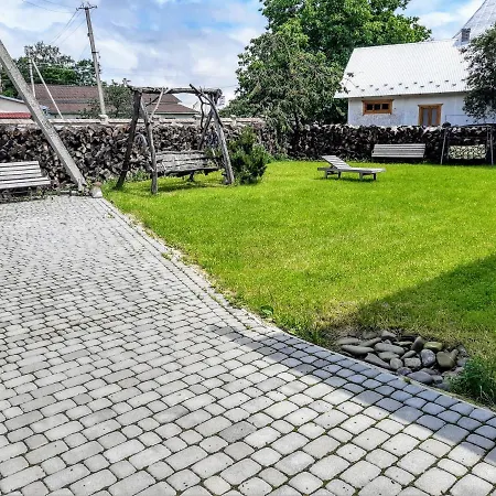 Еко-Карпати Kuty
